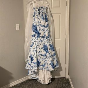 Sherri Hill Prom dress, size 6